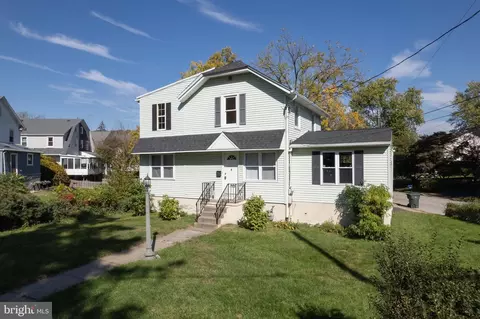 2333 Geneva Ave, Glenside, PA 19038