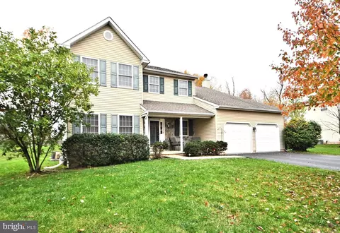 51 Greenwood Ave, Collegeville, PA 19426