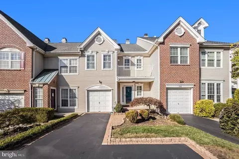 190 Lemonton Way, Wayne, PA 19087