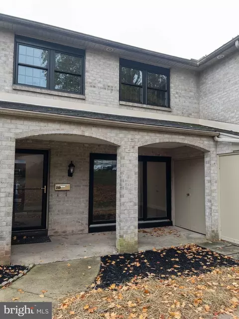 210 Providence Forge Rd, Royersford, PA 19468