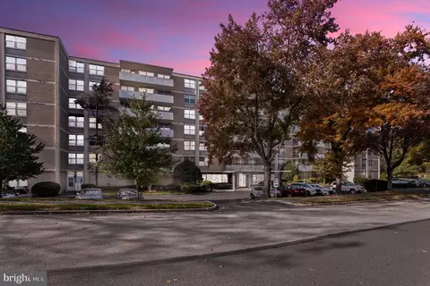 7301 Coventry #306, Elkins Park, PA 19027