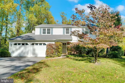 641 Maple Hill Dr, Blue Bell, PA 19422
