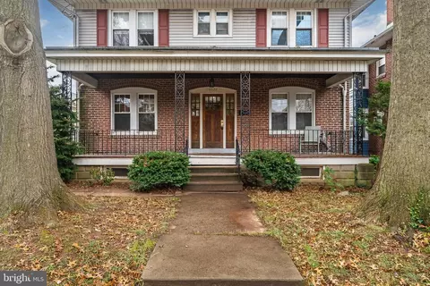 1372 Queen St, Pottstown, PA 19464