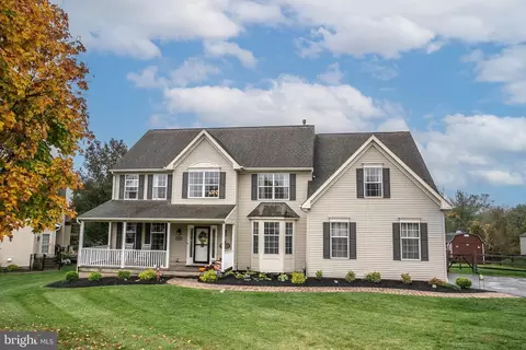 204 Devon Ln, Schwenksville, PA 19473