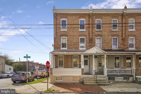 800 W Lafayette St, Norristown, PA 19401