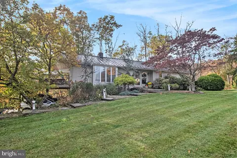 49 Highview Dr, Telford, PA 18969