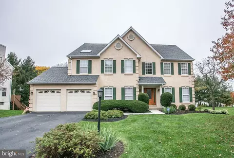 121 Archbishop Dr, Conshohocken, PA 19428
