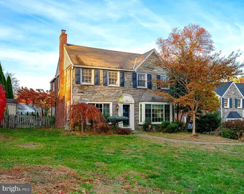 27 Levering Cir, Bala Cynwyd, PA 19004