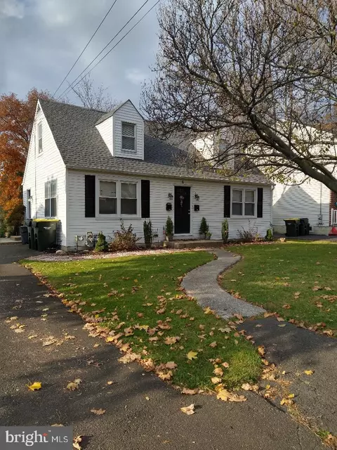 6 Madison Rd, Willow Grove, PA 19090