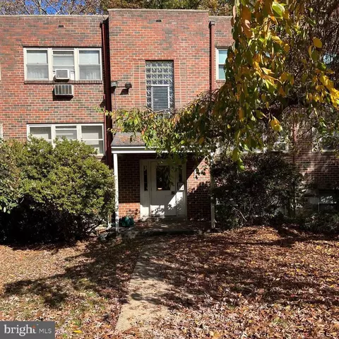 1100 Tyson Ave #B-2, Abington, PA 19001