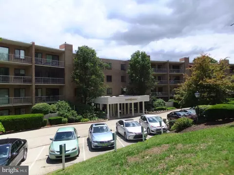 1637 Oakwood Dr #S410, Penn Valley, PA 19072