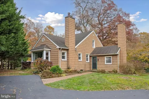 105 Old Oak Tree Rd, Lansdale, PA 19446