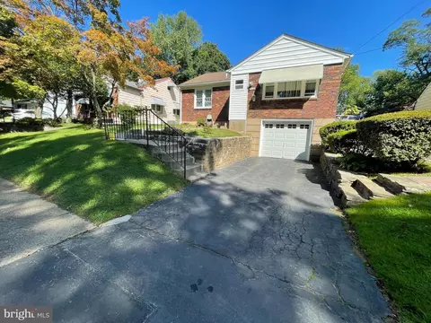 2505 Patane Ave, Abington, PA 19001