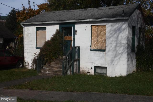 503 West St, Pottstown, PA 19464 | 11 Photos - Movoto