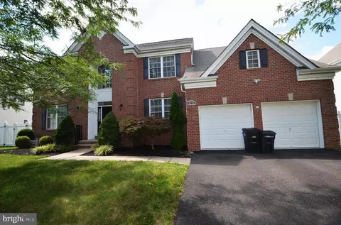 2730 Sunflower Way, Huntingdon Valley, PA 19006