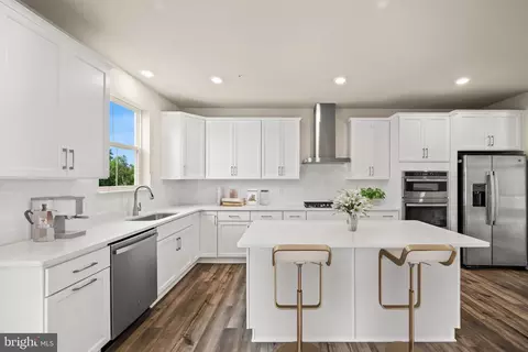 9 Karpovich Aly, Bridgeport, PA 19405
