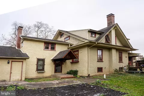 120 Magdalena Ln, Lansdale, PA 19446