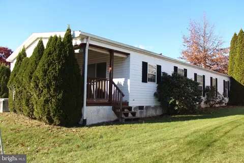 468 Mimosa Ct, Red Hill, PA 18076