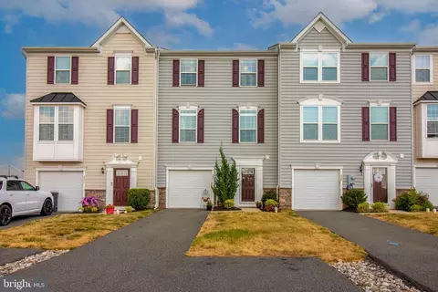 223 Tulip Ln, Gilbertsville, PA 19525