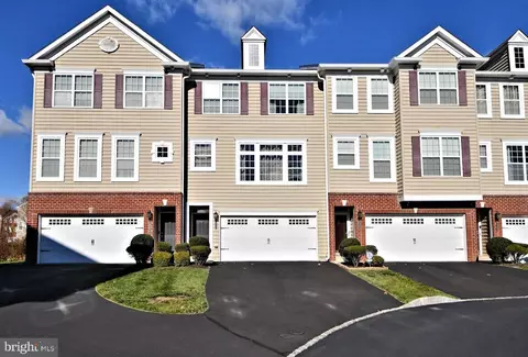 11 Libby Ct, Telford, PA 18969