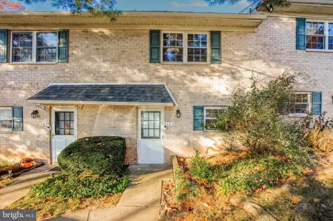 124 Hampstead Dr #124, Ambler, PA 19002