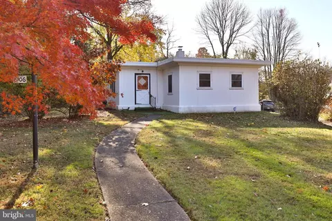 8106 Macarthur Rd, Wyndmoor, PA 19038