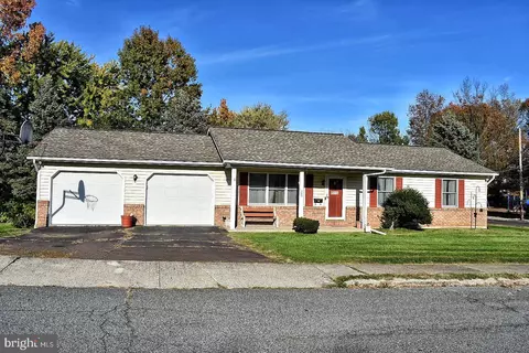 100 Jefferson St, Pottstown, PA 19464