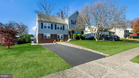 1316 Zachary Rd, Abington, PA 19001