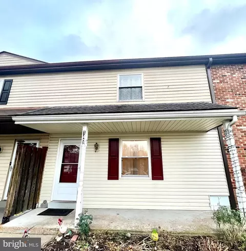 142 Thomas Dr, Telford, PA 18969