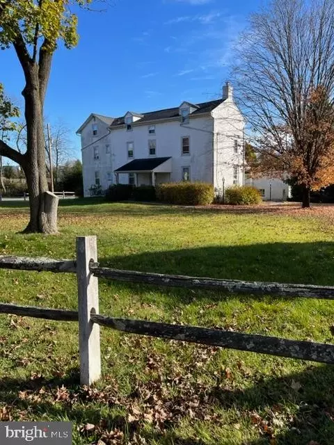 110 Gumbes Rd, Collegeville, PA 19426