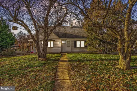 19 Church Rd, Norristown, PA 19403