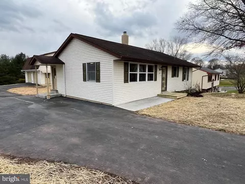 254 Maple Ave, Collegeville, PA 19426