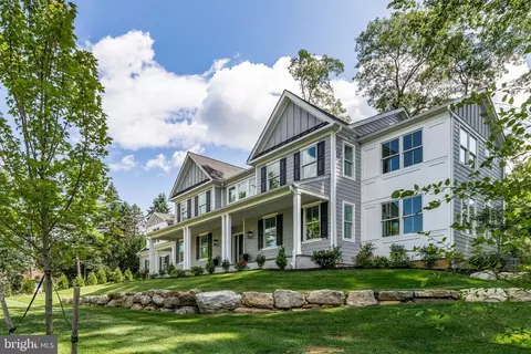 515 Candace Ln, Villanova, PA 19085