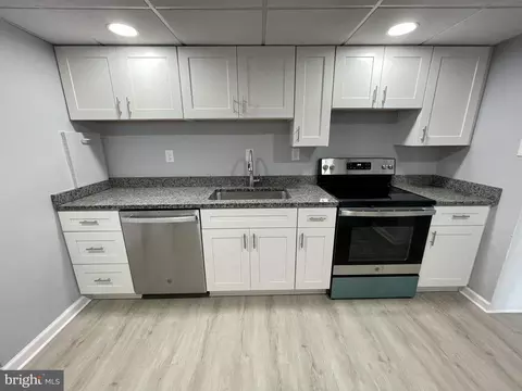 3233 Forest Ln #E-7, Schwenksville, PA 19473