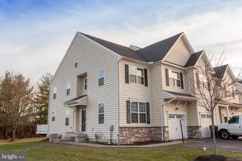 1601 Samantha Ct, Lansdale, PA 19446