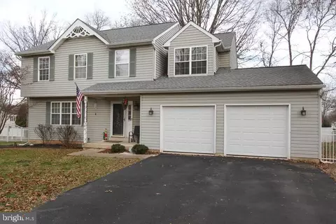 381 Logan Dr, Hatfield, PA 19440