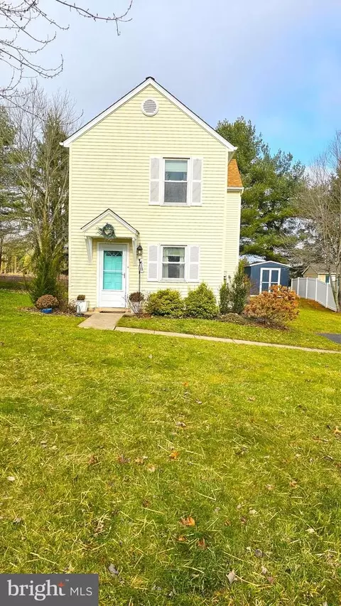 118 Stephanie Ln, Collegeville, PA 19426