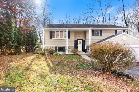 10 Lee Rd, Norristown, PA 19403