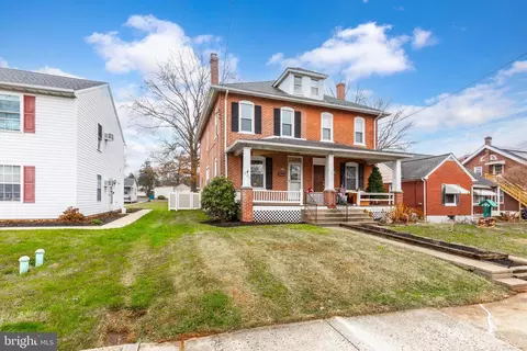 234 W Hamlin Ave, Telford, PA 18969