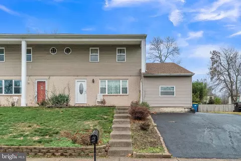 1420 Village Way, Lansdale, PA 19446