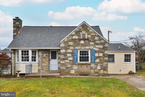 420 Newton Rd, Hatboro, PA 19040