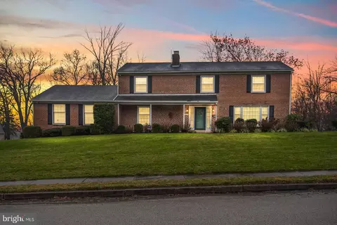 1680 Deerfield, Norristown, PA 19403