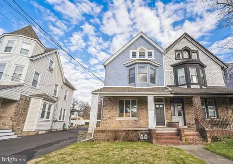 2907 Mount Carmel Ave, Glenside, PA 19038