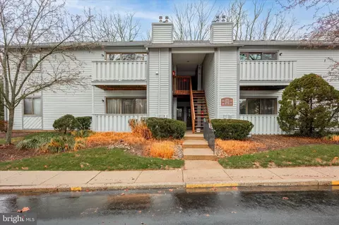 409 Hickory Ct, Lansdale, PA 19446