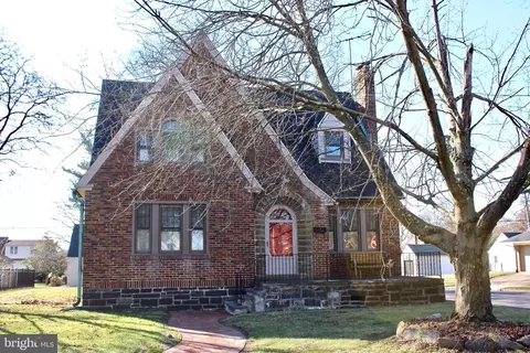 630 W Mount Vernon St, Lansdale, PA 19446