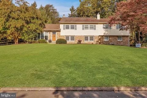 708 Beverly Rd, Ambler, PA 19002