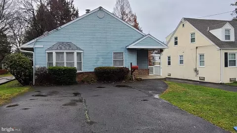 43 Grove Ave, Flourtown, PA 19031