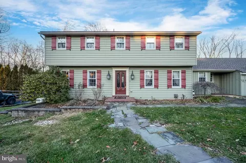 265 Continental Dr, Pottstown, PA 19464