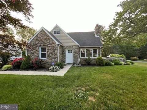 1811 Johnson Rd, Plymouth Meeting, PA 19462