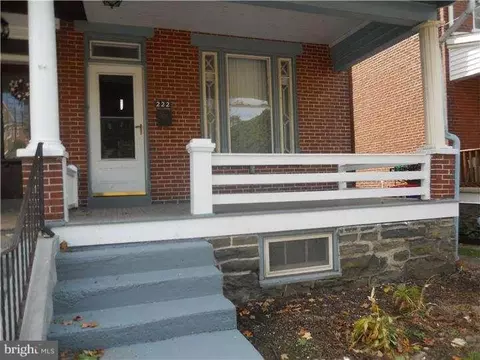 222 Oak St, Pottstown, PA 19464